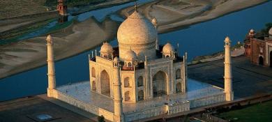 The Many Illusions of the Taj Mahal