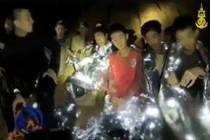 Rescuers vow to take 'no risks' in evacuation of Thai cave boys.jpg Rescuers vow to take 'no risks' in evacuation of Thai cave boys.jpg