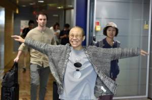 Widow of Chinese Nobel dissident Liu Xiaobo arrives in Berlin.jpg Widow of Chinese Nobel dissident Liu Xiaobo arrives in Berlin.jpg