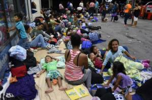Trump warns Honduras to halt migrant caravan or lose US aid.jpg Trump warns Honduras to halt migrant caravan or lose US aid.jpg