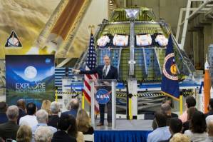 US to speed up astronaut return to Moon.jpg US to speed up astronaut return to Moon.jpg