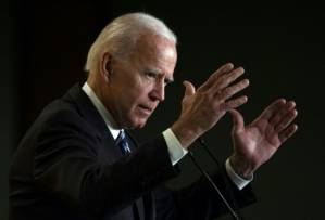 US ex-VP Biden says will be more mindful about personal space.jpg US ex-VP Biden says will be more mindful about personal space.jpg