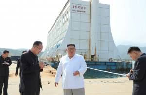 North Korea's Kim orders demolitions at South-built resort.jpg North Korea's Kim orders demolitions at South-built resort.jpg