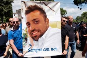 Trial opens for US students over Italy police death.jpg Trial opens for US students over Italy police death.jpg