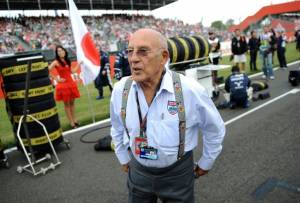 Stirling Moss dies, aged 90.jpg Stirling Moss dies, aged 90.jpg