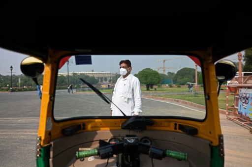 Modi U-turns on Indian farm laws after mass protests