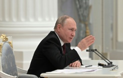 Putin orders troops to Ukraine rebel regions.jpg Putin orders troops to Ukraine rebel regions.jpg