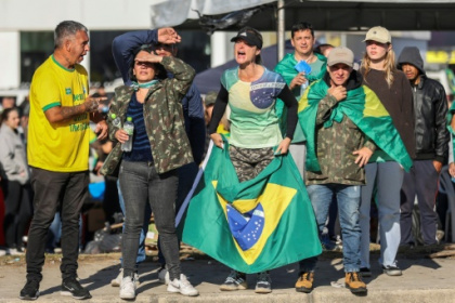 Brazil's Bolsonaro asks supporters to 'unblock' roads.jpg Brazil's Bolsonaro asks supporters to 'unblock' roads.jpg