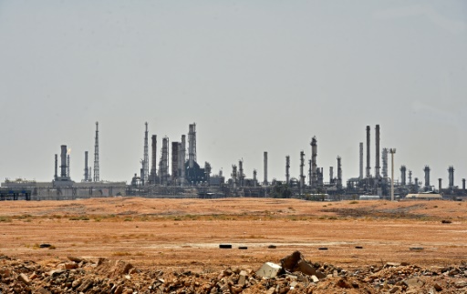 Oil powers announce surprise cuts of more than 1 million bpd