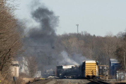 Residents near toxic US train derailment told water 'safe' to drink.jpg Residents near toxic US train derailment told water 'safe' to drink.jpg
