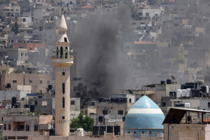 Major Israel army raid kills 9 Palestinians in West Bank.jpg Major Israel army raid kills 9 Palestinians in West Bank.jpg