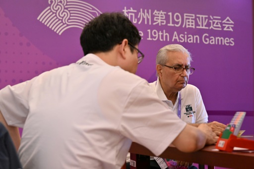 Asian Games card players bridge yawning generation gap