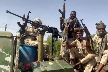 UN warns Sudan faces 'full-scale civil war' as air raid kills 22.jpg UN warns Sudan faces 'full-scale civil war' as air raid kills 22.jpg