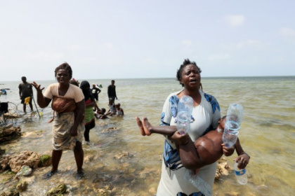 'We are dying' Migrants' plea from Libya-Tunisia border.jpg 'We are dying' Migrants' plea from Libya-Tunisia border.jpg