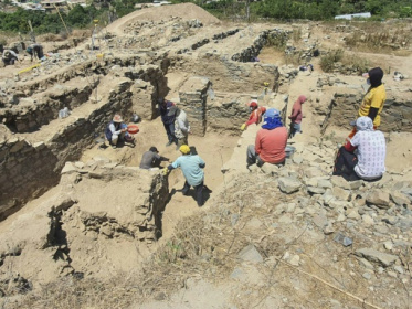 Pre-Incan site for ancestor worship found in Peru.jpg