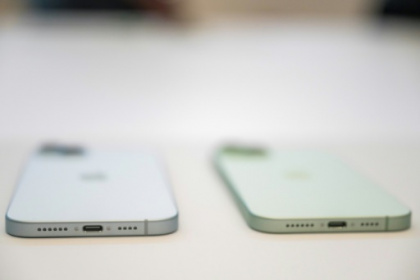 Apple bows to EU and unveils iPhone with USB-C charger.jpg Apple bows to EU and unveils iPhone with USB-C charger.jpg
