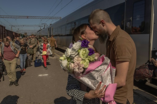 Train platform of tears near Ukraine's front line