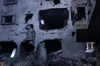 Israel-Gaza war spotlights 'information crisis'.jpg