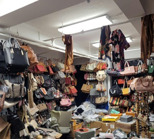 US seizes $1 bn worth of fake luxury goods in NY.jpg