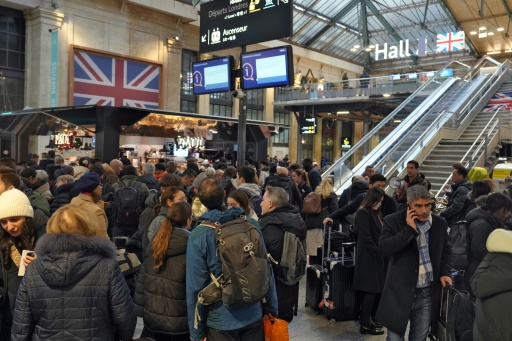 Channel Tunnel reopens after end of surprise pre-Christmas strike