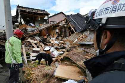 Ruin and rescue dogs in quake-ravaged Wajima.jpg Ruin and rescue dogs in quake-ravaged Wajima.jpg