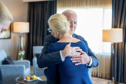 Biden holds poignant meeting with Navalny's daughter, widow