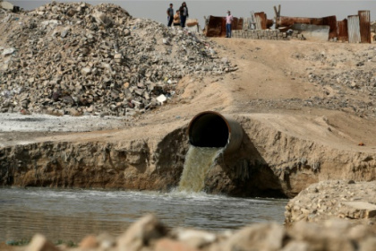 Rampant water pollution threatens Iraq's shrinking rivers.jpg