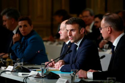 Macron announces steps to boost Ukraine, does not exclude troops.jpg