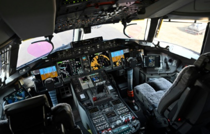 False GPS signal surge makes life hard for pilots.jpg