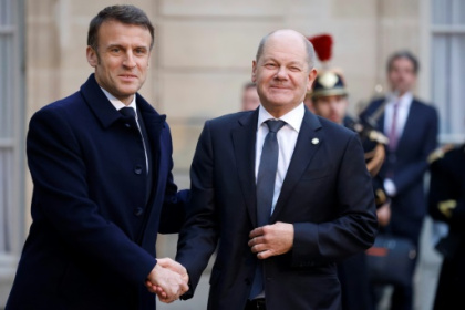 Scholz and Macron meet in Berlin to mend Ukraine rift.jpg