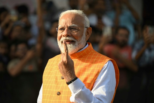 Modi: tea seller's son who became India's populist hero