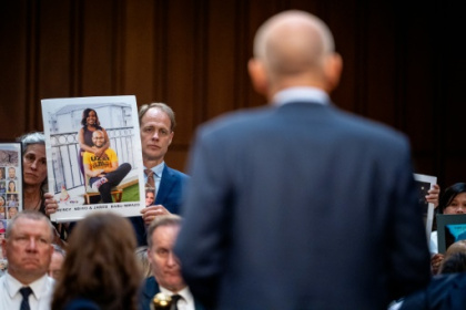 Boeing CEO recognizes 'gravity' of safety crisis but sees 'progress'.jpg Boeing CEO recognizes 'gravity' of safety crisis but sees 'progress'.jpg