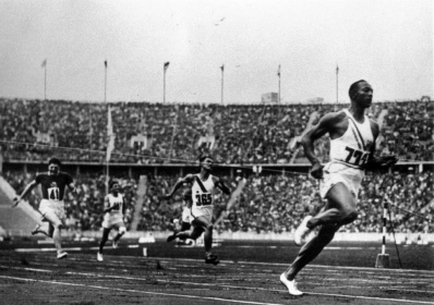 AFP__20160202__ARP15A07_108__v1__Preview__JesseOwensRunningAtThe1936OlympicsInBerlin.jpg