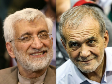 Reformist to face ultraconservative in Iran presidency runoff.jpg