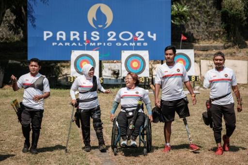 Indonesia's first Paralympic archers take aim at gold