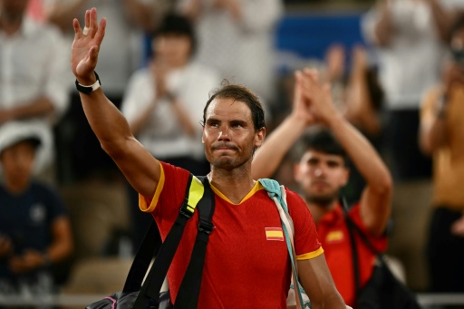 Weary Nadal calls time on 'incredible' tennis career