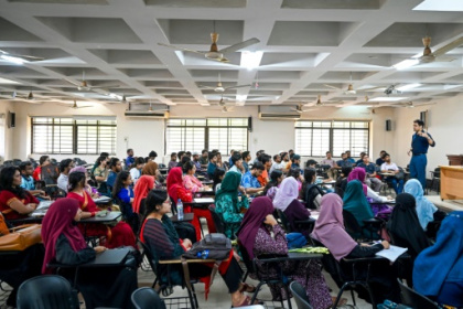 Classes resume at Bangladesh university at heart of protests.jpg