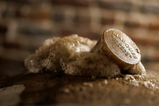 'Primitive' beers draw crowds at Belgian brewery