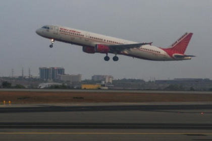 Bomb hoax threats to Indian airlines spark chaos.jpg