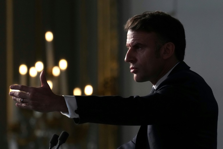 Macron urges 'realistic' expectations from Ukraine on territory