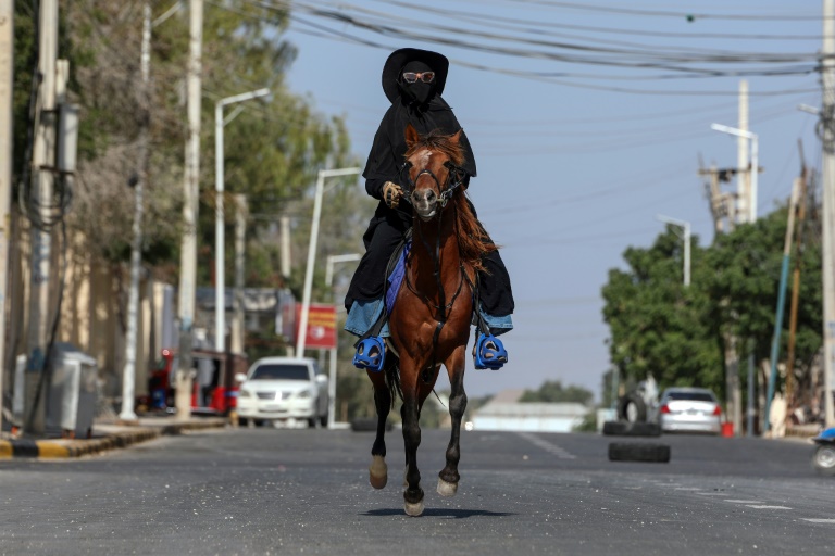 New rider in town: Somalia's first woman equestrian turns heads