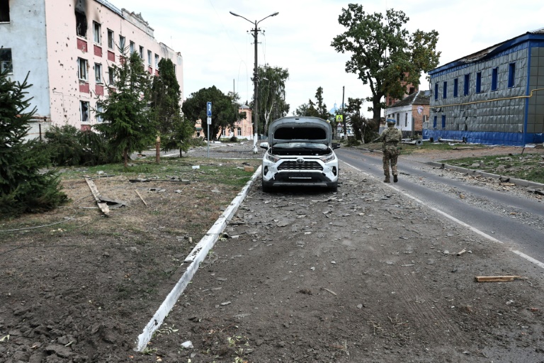 Russians launch campaign to find loved ones behind front line