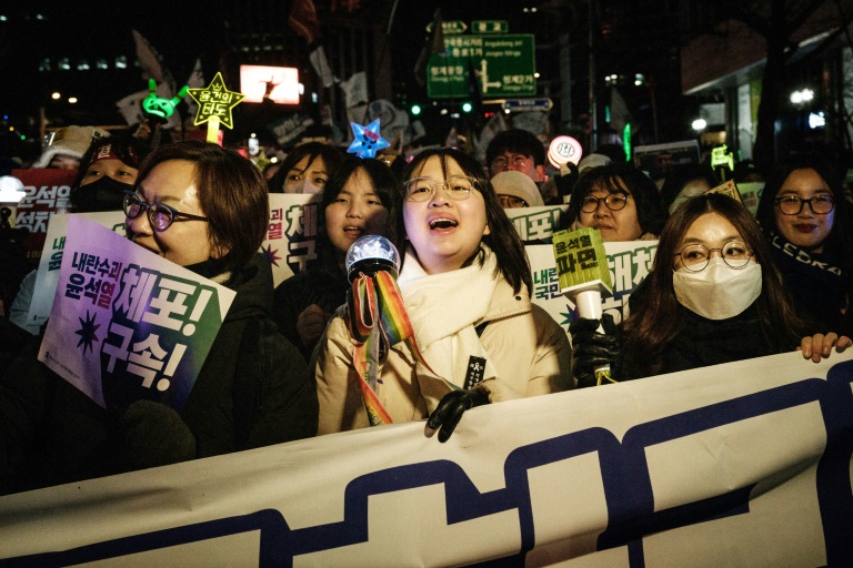 South Korea's Gen-Z divided over political crisis