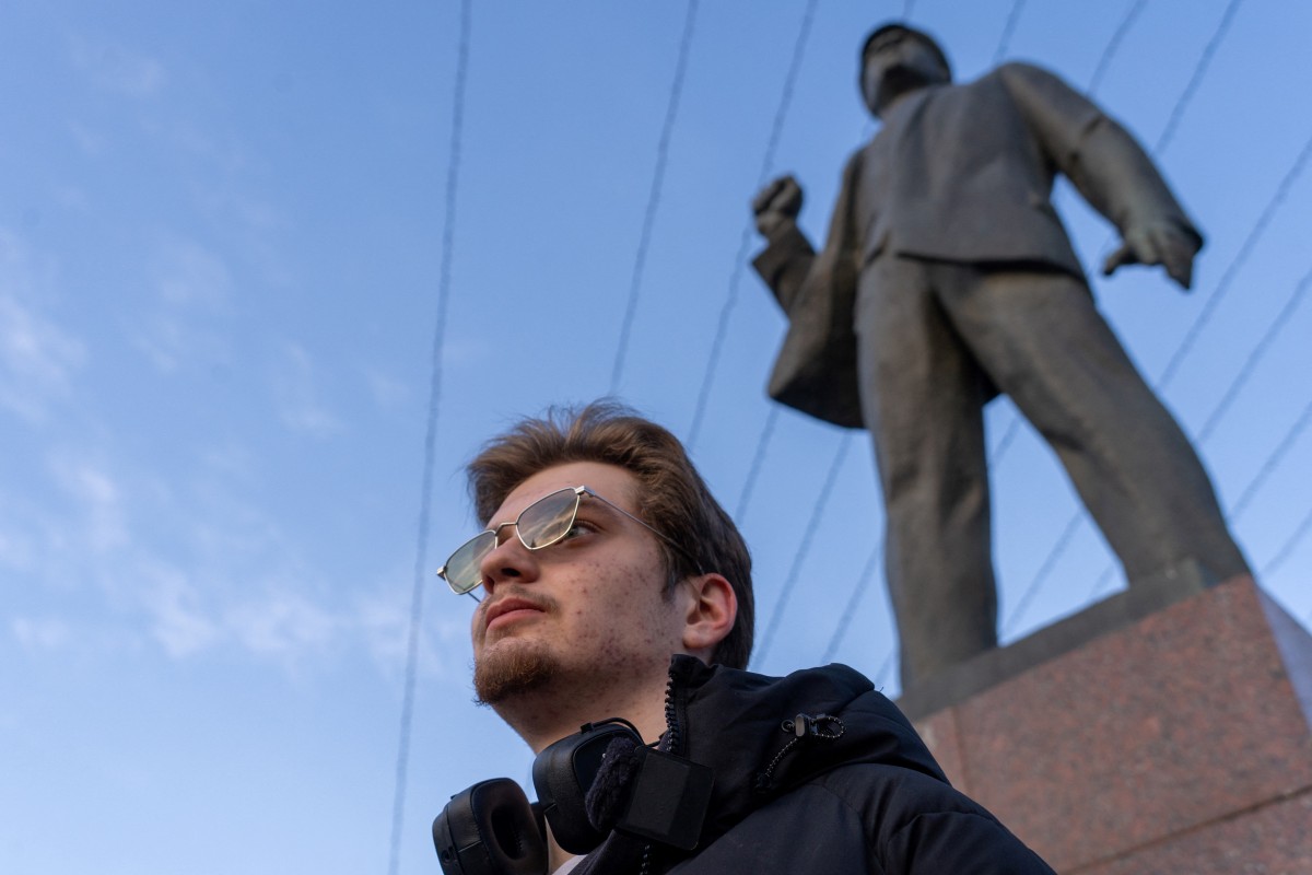 Navalny's legacy dims among young Russians he once galvanised