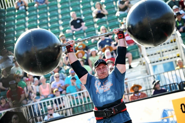 'Gentle giants': World's strongest men defy stereotypes
