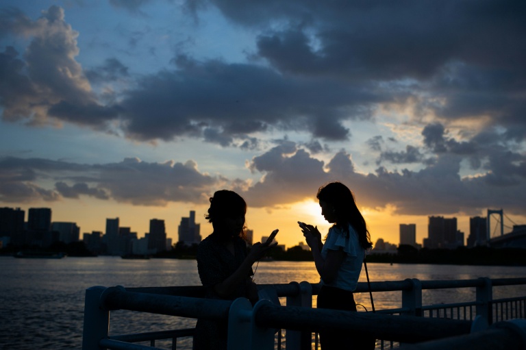 Japan city proposes two-hour daily smartphone limit