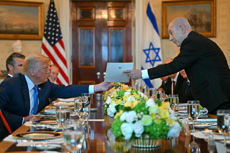Trump hosts Netanyahu in push for Gaza deal