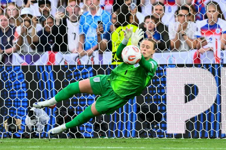 England's Lionesses return to heroes' welcome after Euro 2025 glory