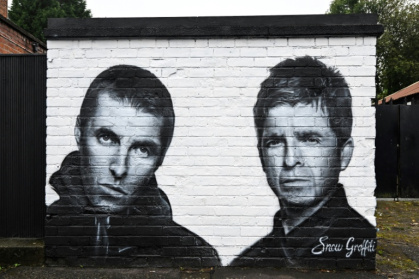 A Manchester mural by artist Snow Graffiti of Liam (left) and Noel Gallagher of Oasis - Paul ELLIS (AFP) A Manchester mural by artist Snow Graffiti of Liam (left) and Noel Gallagher of Oasis - Paul ELLIS (AFP)