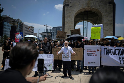 Voice actors demonstrate in Mexico City demanding regulation of artificial intelligence in their industry - Carl de Souza (AFP) Voice actors demonstrate in Mexico City demanding regulation of artificial intelligence in their industry - Carl de Souza (AFP)